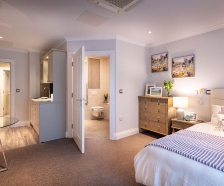 20-Surbiton-Studio