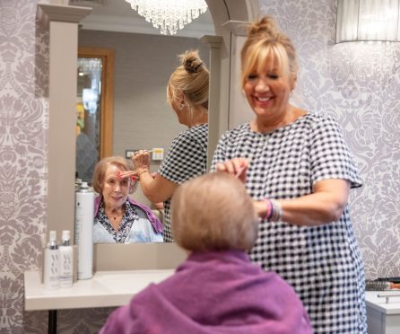 SIGNATURE-AT-REIGATE-GRANGE_040_HR-opt